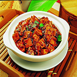 Stir-fried bean curd in chili sauce